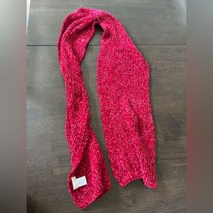 Red knitted scarf, super soft, never worn